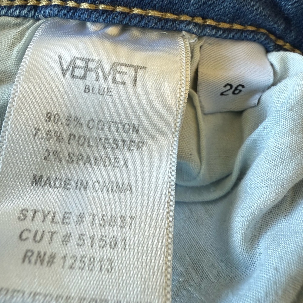 Vervet Classic Blue Distressed Ankle Jeans - Picture 3 of 3